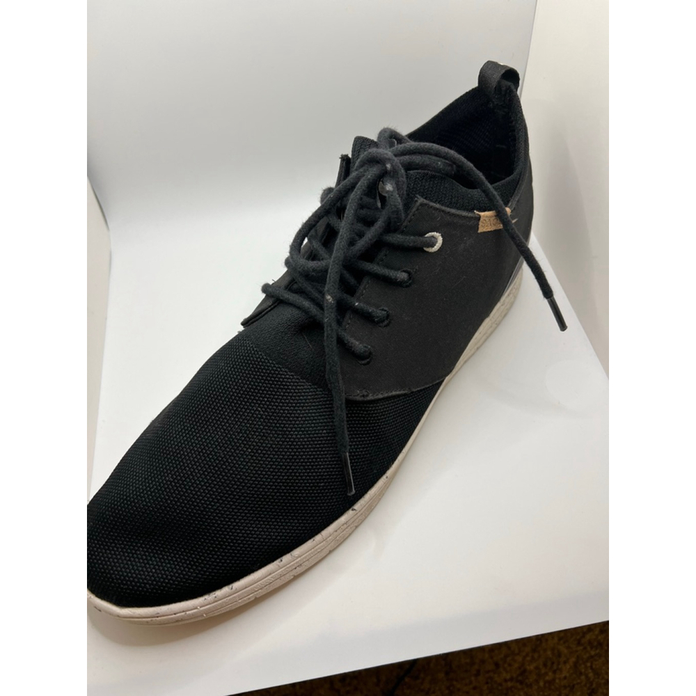 Men's SAOLA Black & White Sneakers US 12